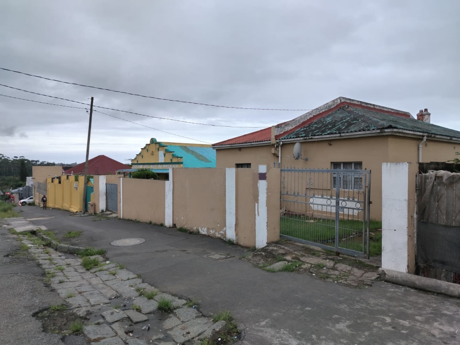 6 Bedroom Property for Sale in Southernwood Eastern Cape